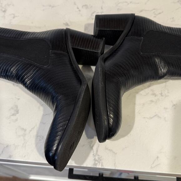 Matisse Mesmerize black textured leather pull-on chunky heel boots size 7 - Picture 6 of 8